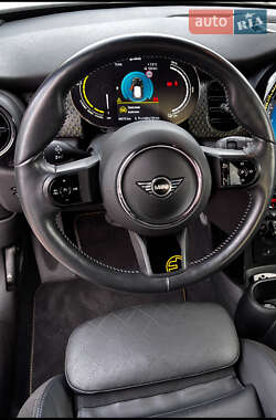 Хэтчбек MINI Electric 2021 в 