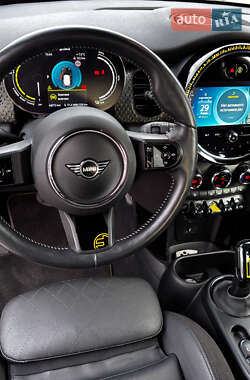 Хэтчбек MINI Electric 2021 в 