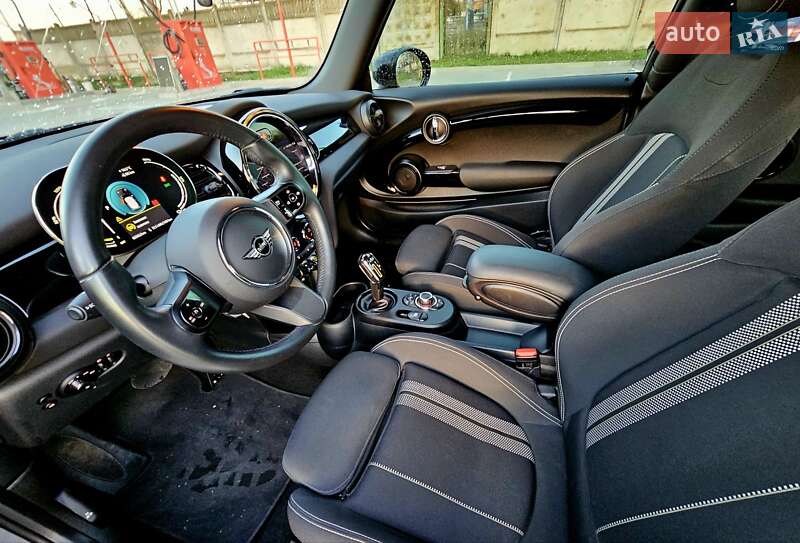 Хэтчбек MINI Electric 2022 в Виннице