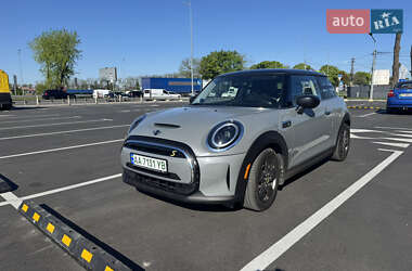 Хэтчбек MINI Electric 2022 в Киеве