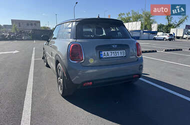 Хэтчбек MINI Electric 2022 в 
