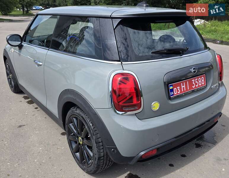 Хэтчбек MINI Electric 2021 в Калуше