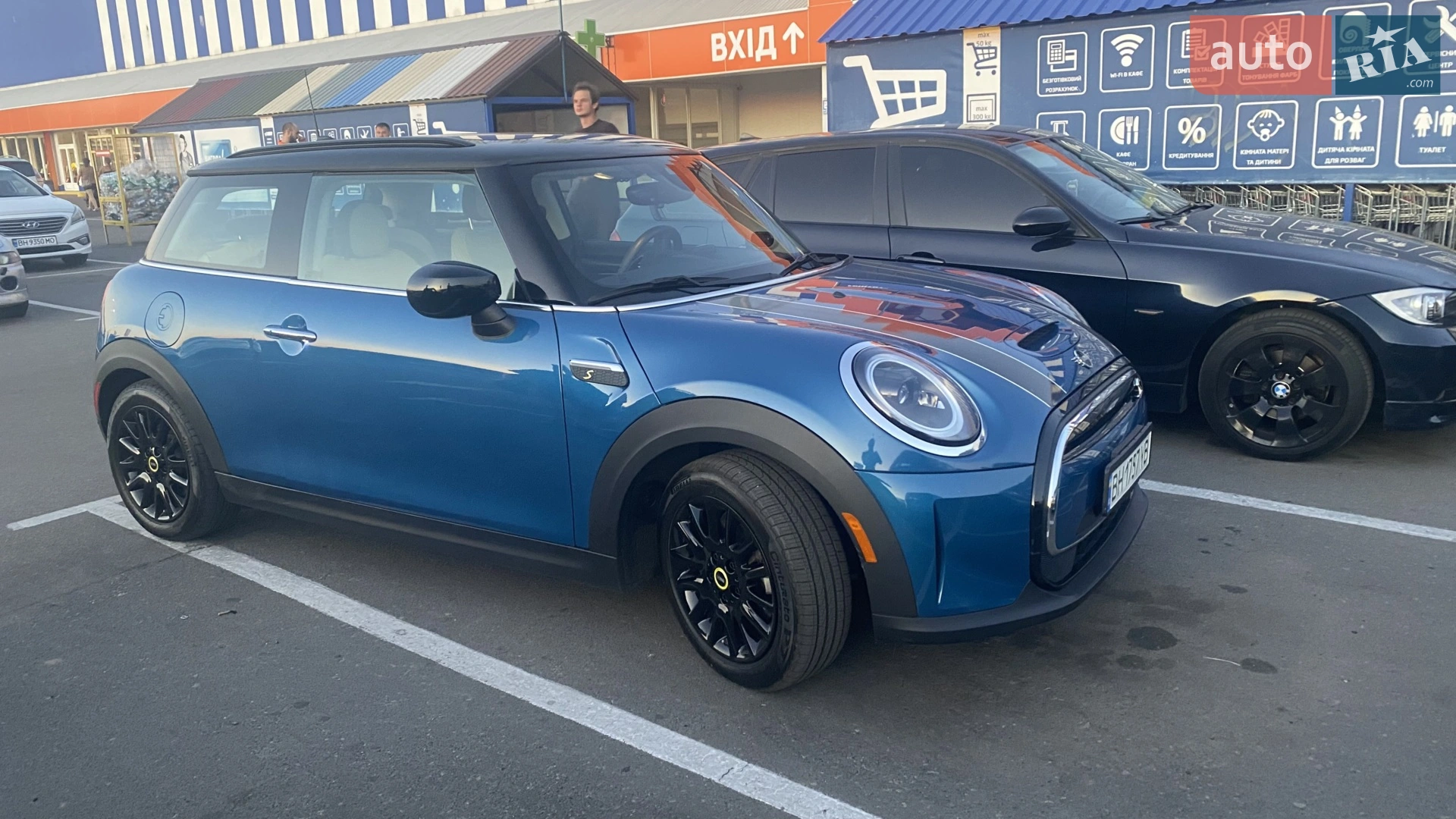 2022 MINI Hatch - мініатюра 4