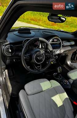 Хэтчбек MINI Electric 2021 в 