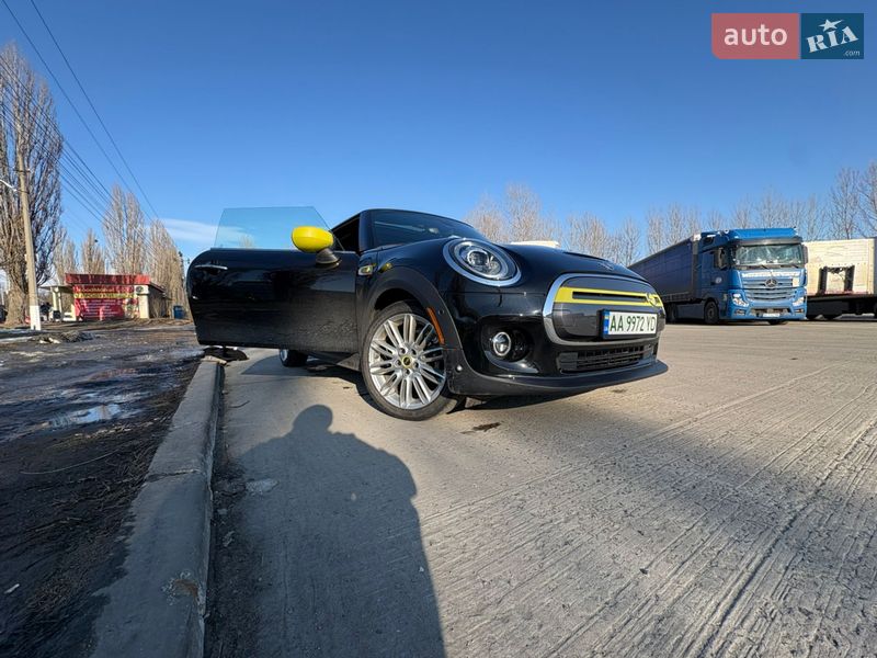 Хэтчбек MINI Electric 2020 в Киеве