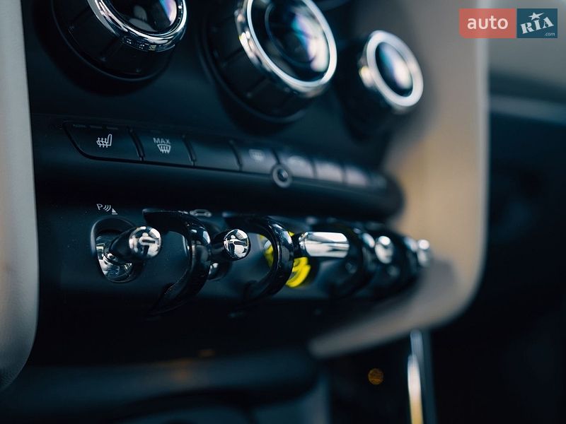 Хетчбек MINI Electric 2021 в Києві