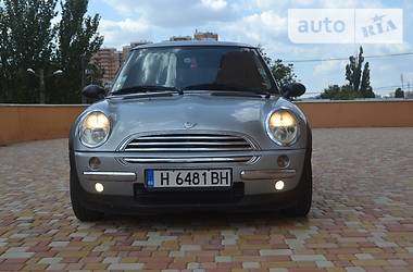 Хэтчбек MINI Hatch 2003 в Одессе