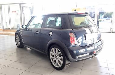 Хэтчбек MINI Hatch 2006 в Чернигове