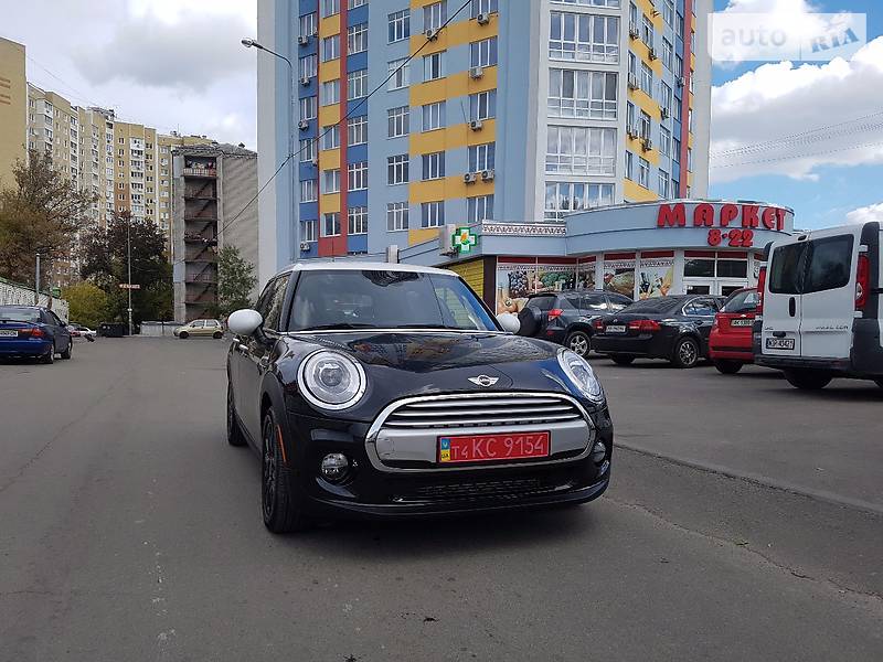 Хэтчбек MINI Hatch 2015 в Киеве