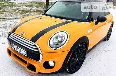 Купе MINI Hatch 2015 в Днепре