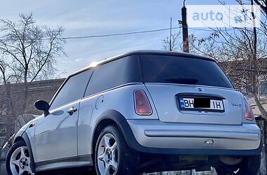 Хетчбек MINI Hatch 2006 в 
