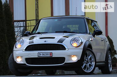 Хэтчбек MINI Hatch 2009 в Трускавце