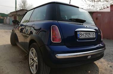 Хэтчбек MINI Hatch 2003 в Одессе