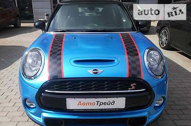 Хетчбек MINI Hatch 2018 в 
