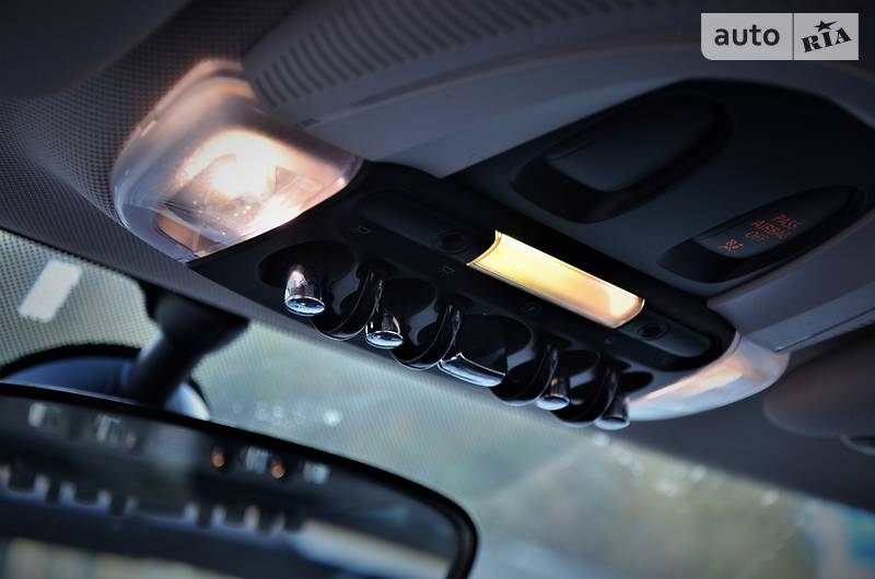 Хетчбек MINI Hatch 2015 в Києві фото 17 Хетчбек MINI Hatch 2015 в Києві