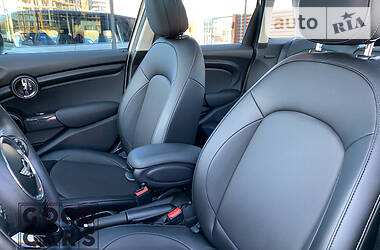 Хэтчбек MINI Hatch 2015 в 