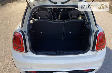 Хетчбек MINI Hatch 2014 в 
