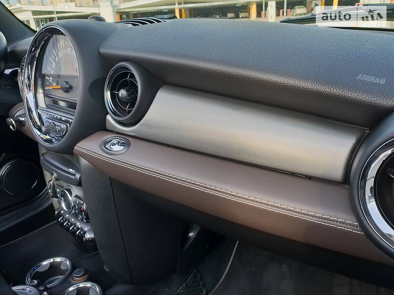 Хетчбек MINI Hatch 2015 в Києві