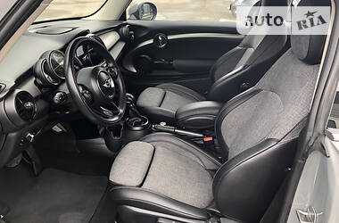 Купе MINI Hatch 2017 в 