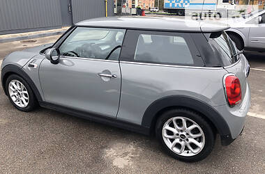 Купе MINI Hatch 2017 в 