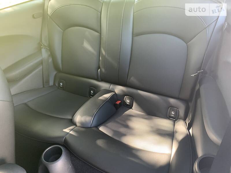 Хетчбек MINI Hatch 2014 в Полтаві