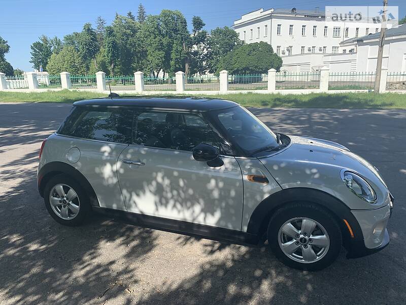 Хетчбек MINI Hatch 2014 в Полтаві