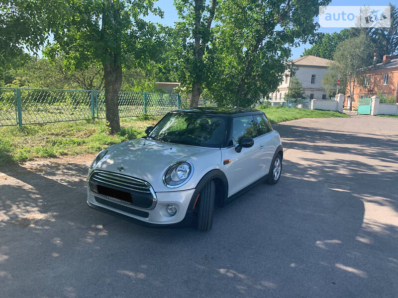 Хетчбек MINI Hatch 2014 в Полтаві