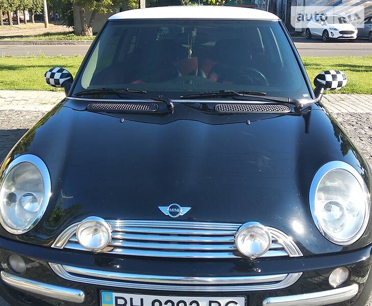 Хэтчбек MINI Hatch 2004 в Одессе