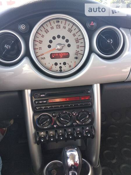 Хэтчбек MINI Hatch 2004 в Одессе
