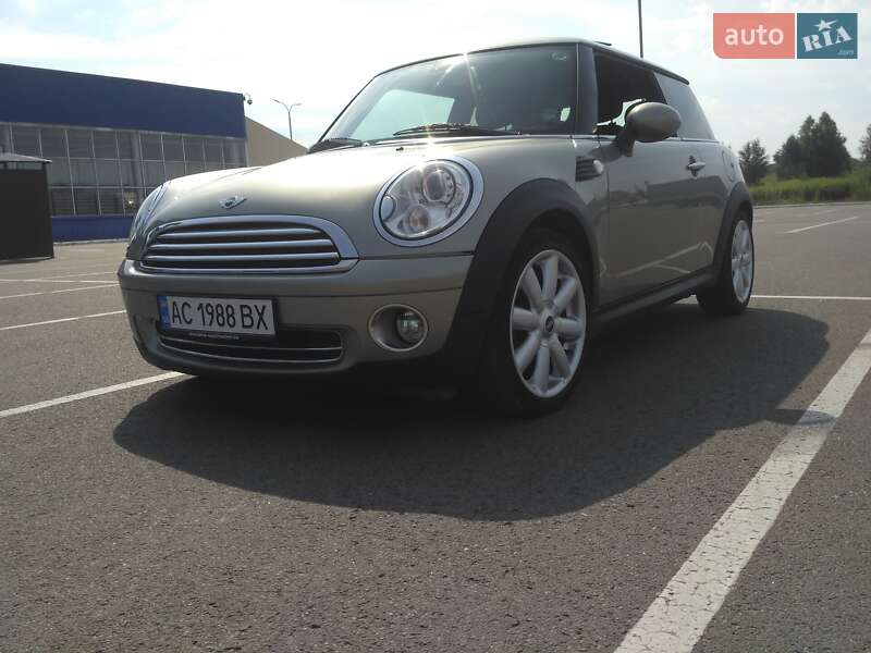 MINI Hatch 2010