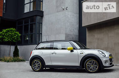 Хетчбек MINI Hatch 2020 в 