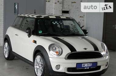 Хэтчбек MINI Hatch 2010 в Нововолынске