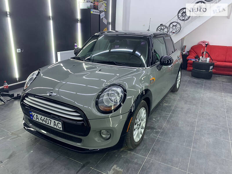 Хетчбек MINI Hatch 2014 в Києві