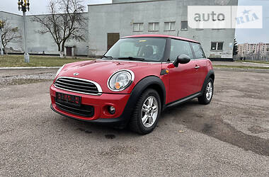 Хэтчбек MINI Hatch 2010 в 