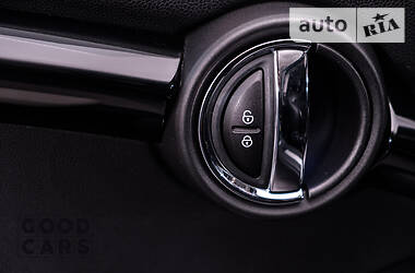 Купе MINI Hatch 2017 в 