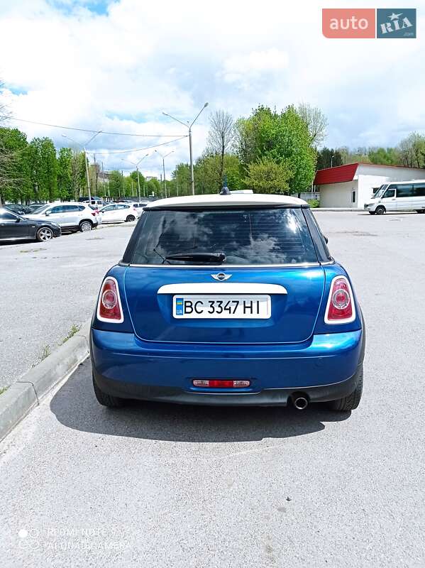 Хэтчбек MINI Hatch 2012 в Львове