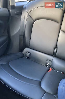 Хэтчбек MINI Hatch 2015 в Киеве