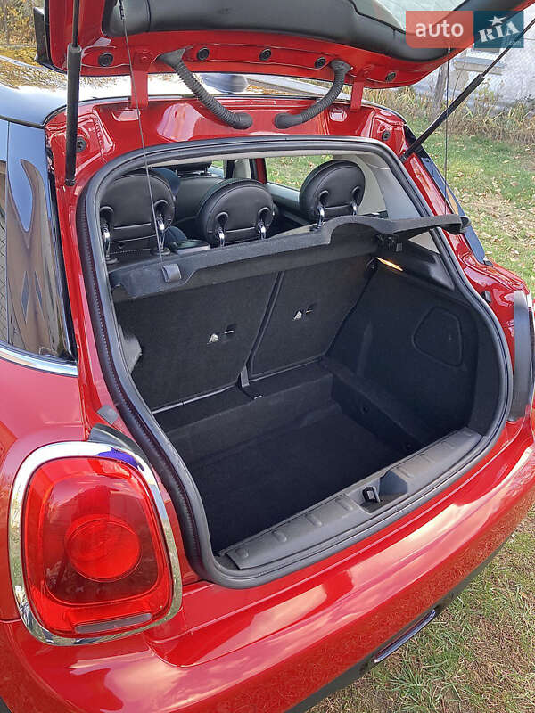 Хэтчбек MINI Hatch 2015 в Киеве