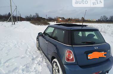 Хэтчбек MINI Hatch 2010 в 