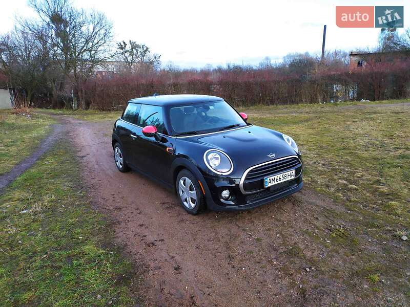 Хэтчбек MINI Hatch 2018 в Киеве фото 2 Хэтчбек MINI Hatch 2018 в Киеве
