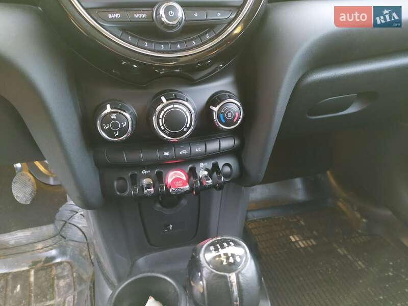 Хэтчбек MINI Hatch 2018 в Киеве фото 14 Хэтчбек MINI Hatch 2018 в Киеве