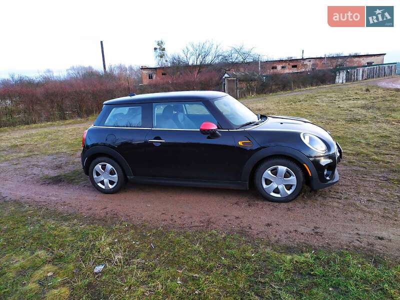 Хэтчбек MINI Hatch 2018 в Киеве фото 3 Хэтчбек MINI Hatch 2018 в Киеве