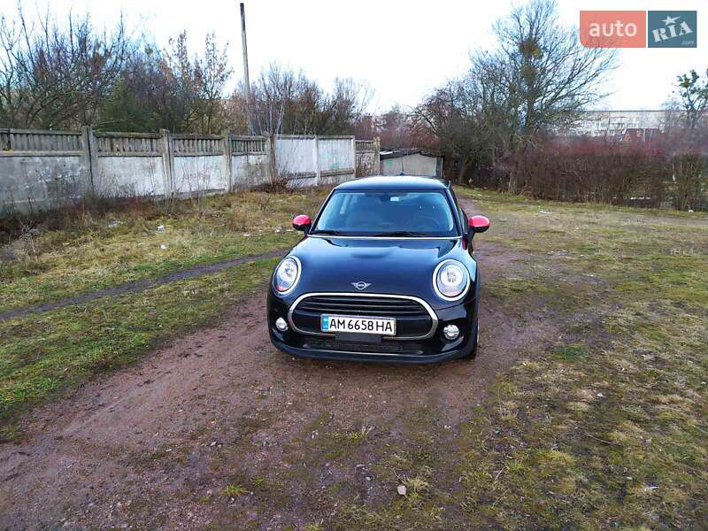Хэтчбек MINI Hatch 2018 в Киеве фото Хэтчбек MINI Hatch 2018 в Киеве
