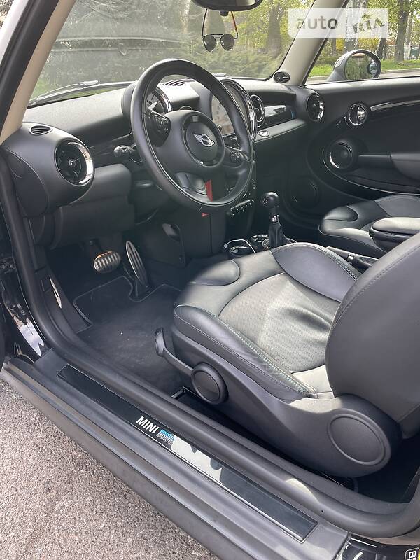 Хетчбек MINI Hatch 2013 в Одесі