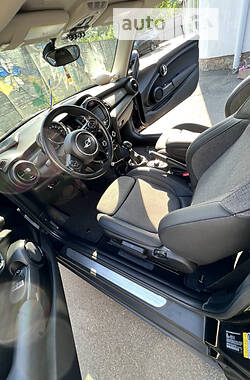 Хэтчбек MINI Hatch 2016 в Ирпене