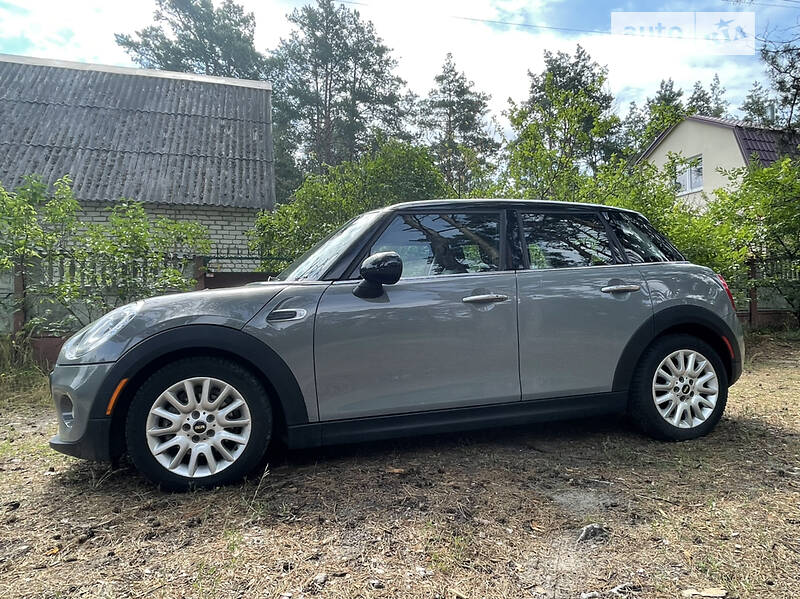 Хетчбек MINI Hatch 2015 в Києві