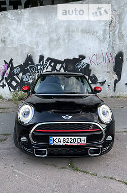 Хетчбек MINI Hatch 2014 в 