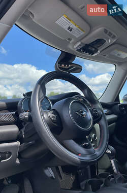 Хетчбек MINI Hatch 2019 в 