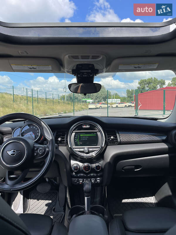 Хетчбек MINI Hatch 2019 в Києві фото 24 Хетчбек MINI Hatch 2019 в Києві