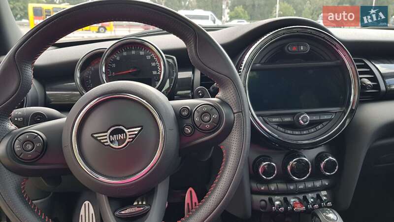 Хетчбек MINI Hatch 2018 в Києві